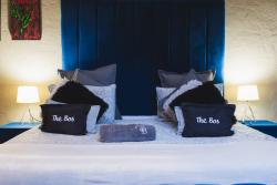 2 x Sleeper Deluxe Room Self Catering