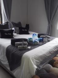 4 x Sleeper Deluxe Room Self Catering